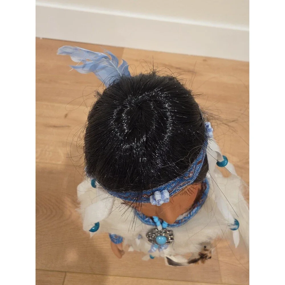 Cholena Native American Doll #40534 - Picture 6 of 8